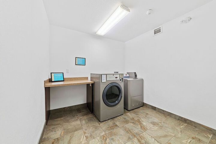 Laundry 23 of 46