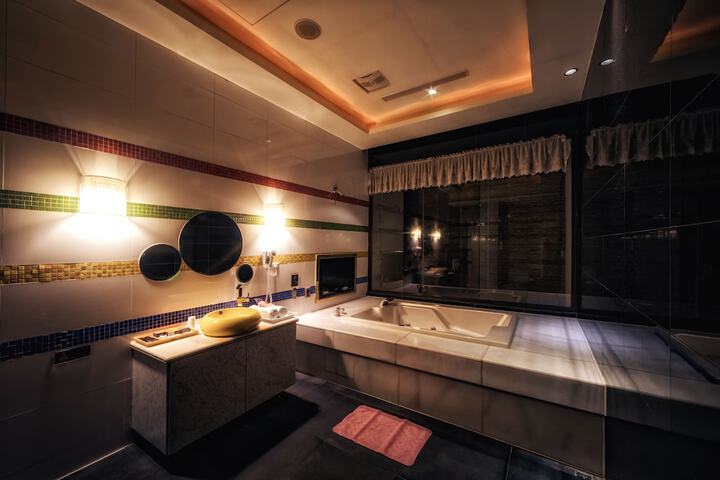Room 55 of 69