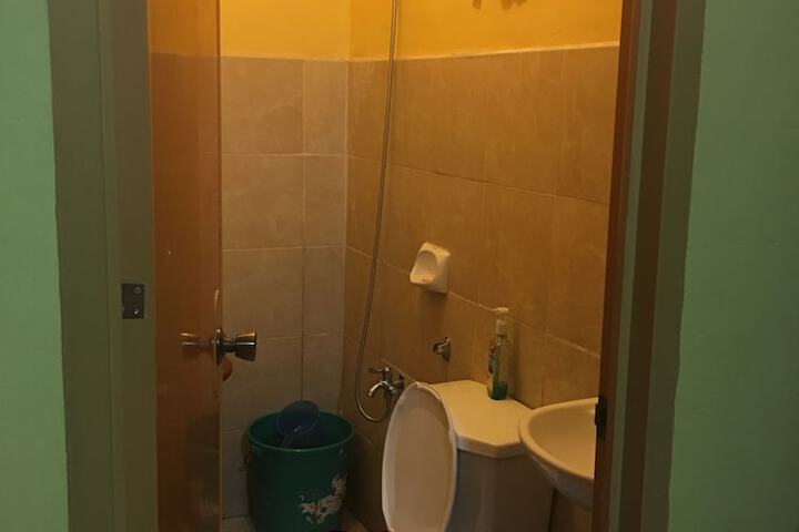 Room 18 of 50