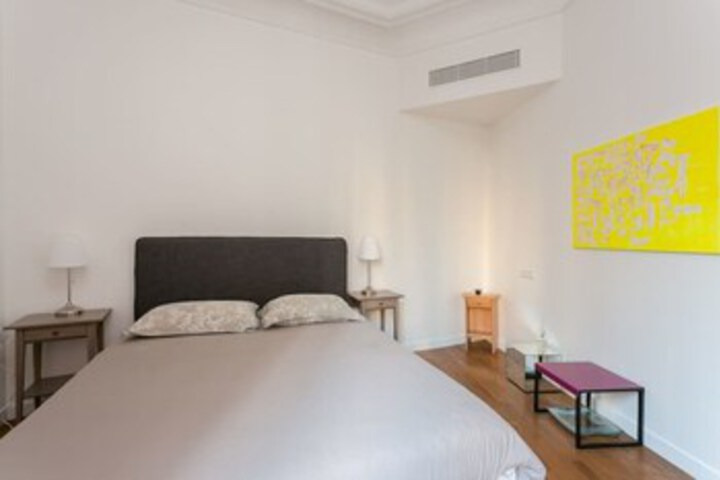 Room 5 of 24