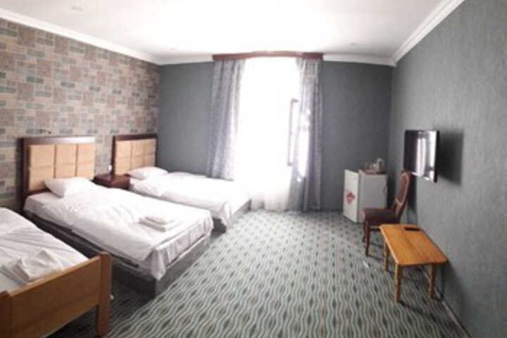 Room 41 of 90