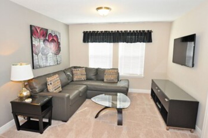 Room 12 of 62