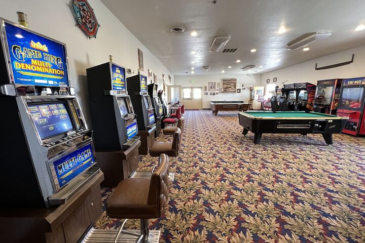 Entertainment 43 of 51