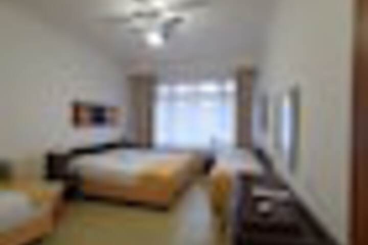 Room 113 of 324