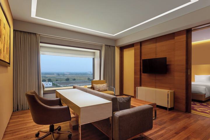 Room 14 of 73