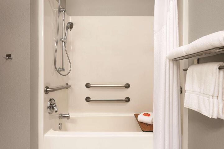 1 King Bed Mobility Accessible with Bathtub (1 of 7)