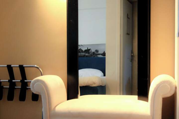 Room 88 of 132