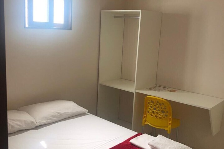 Room 16 of 45