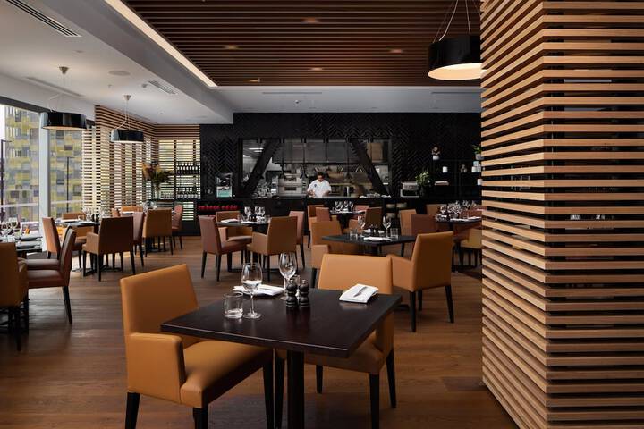 Dining 44 of 76