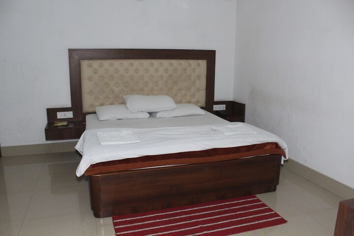 Room 14 of 46