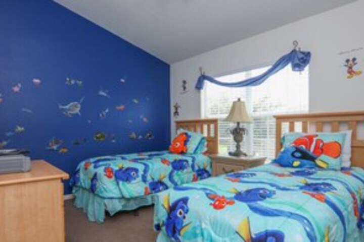 Room 44 of 69