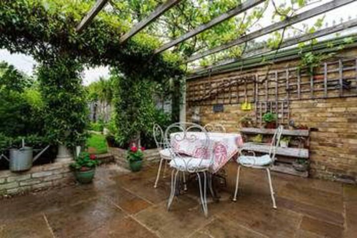 Terrace/Patio 26 of 28