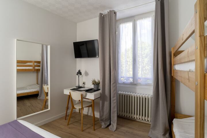 Room 11 of 62