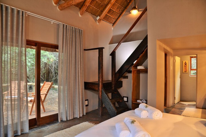 Room 8 of 62