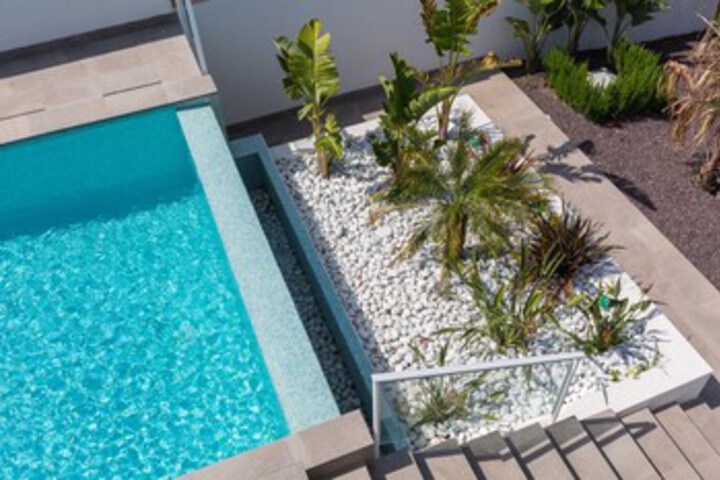 Pool 20 of 41