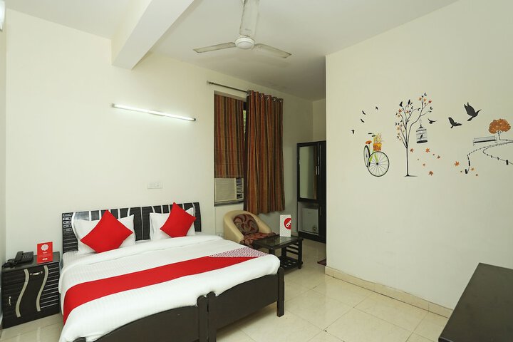 Room 16 of 20