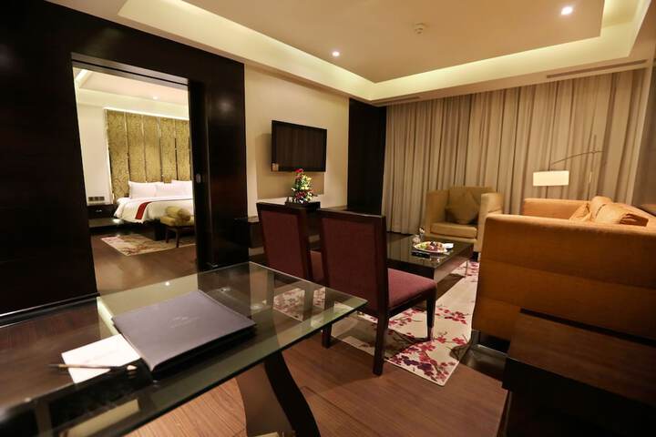 Room 16 of 49