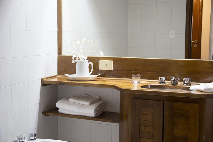 Clean Restrooms