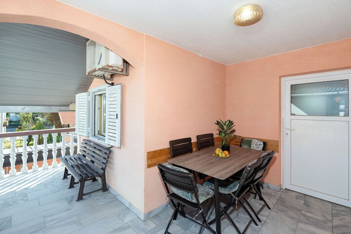 Terrace/Patio 49 of 88