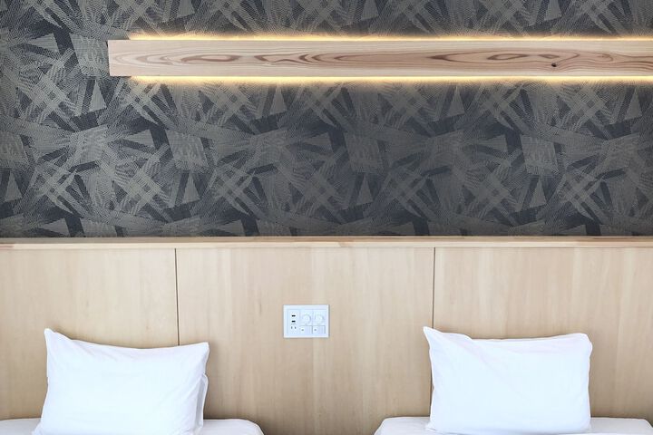 Room 7 of 43