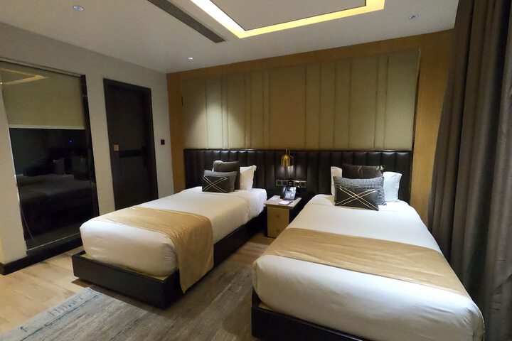 Room 22 of 62