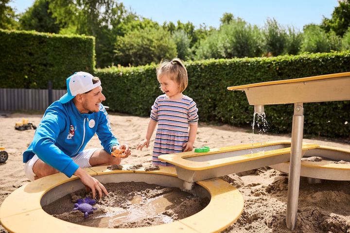 Childrens Activities 77 of 128