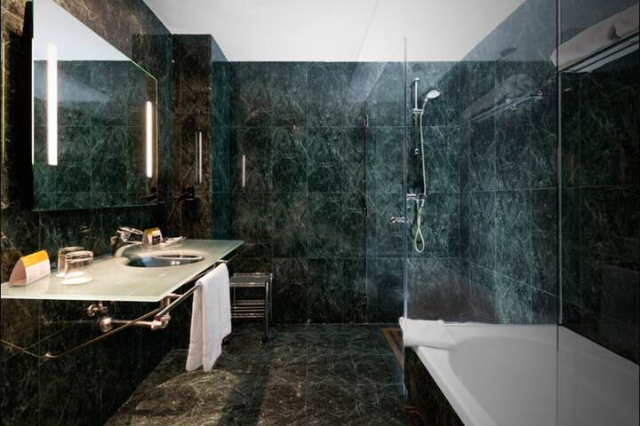 Clean Restrooms