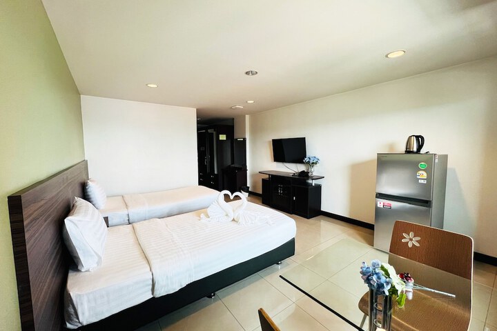Room 21 of 46