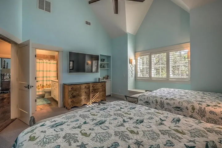 Room 5 of 21
