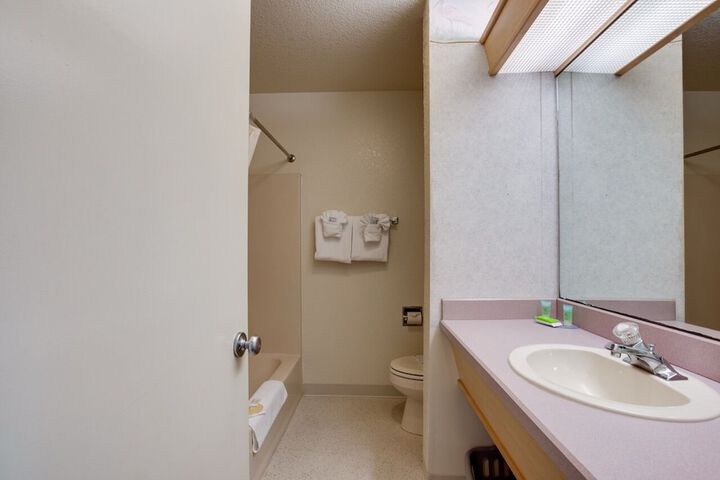 Room 41 of 76