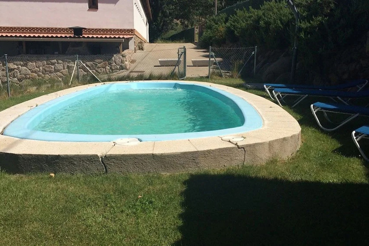 Pool 7 of 12