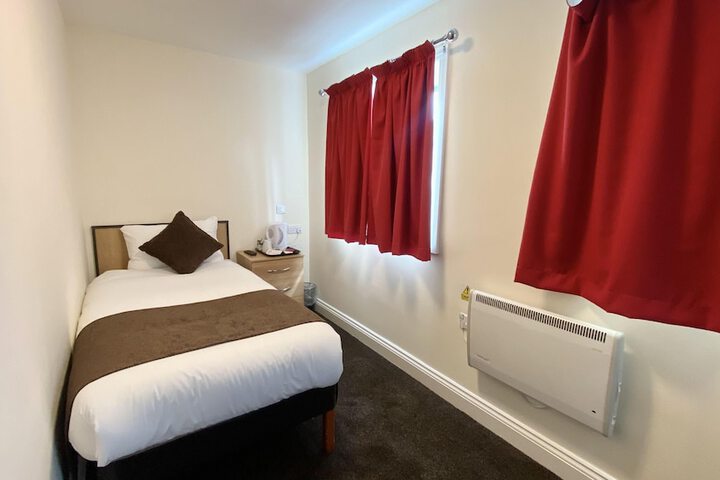Room 21 of 57