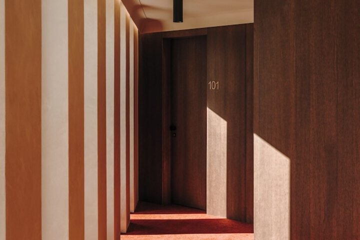 Ballroom/Hall 57 of 69