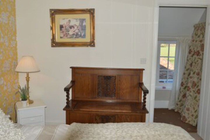Room 20 of 33