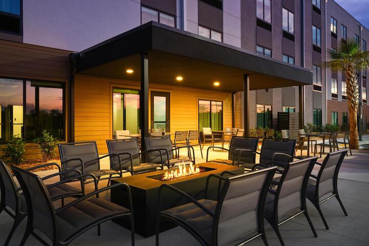 Terrace/Patio 29 of 31