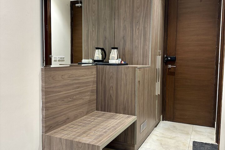 Room 8 of 46