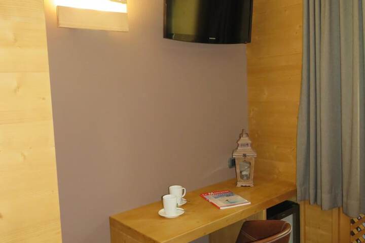 Room 26 of 60