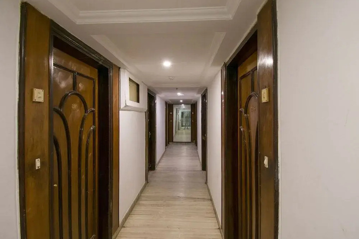 Room 11 of 15