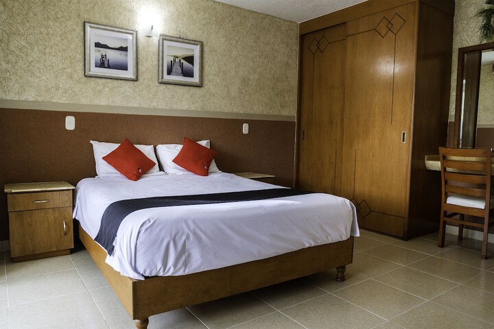 Room 9 of 54