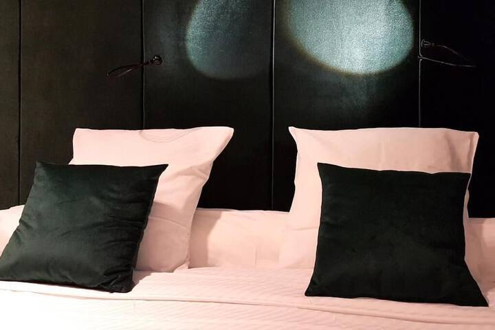 Room 21 of 64