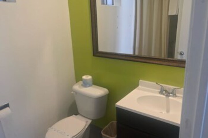 Room 3 of 20