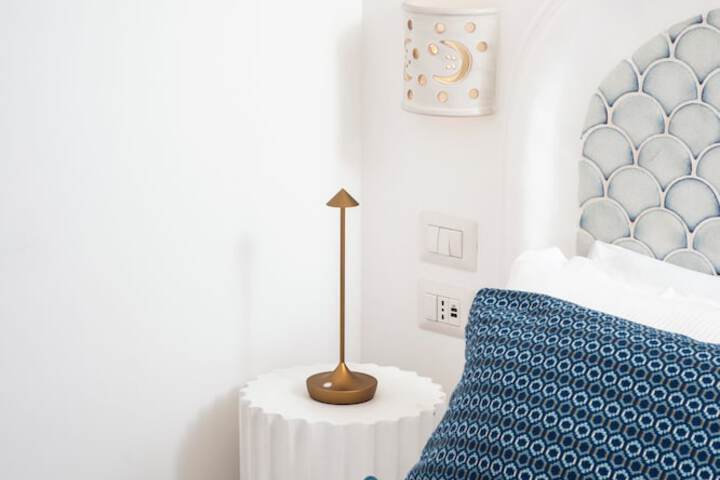 Room 61 of 221