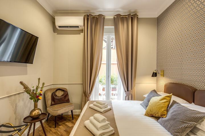 Room 42 of 95