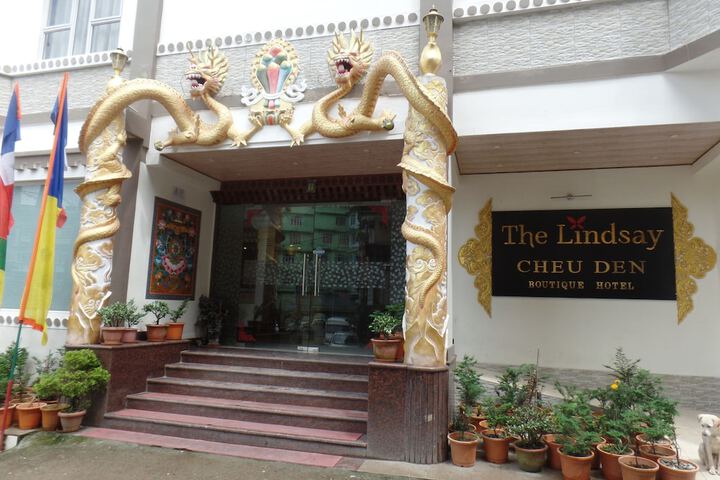The Lindsay Cheu Den