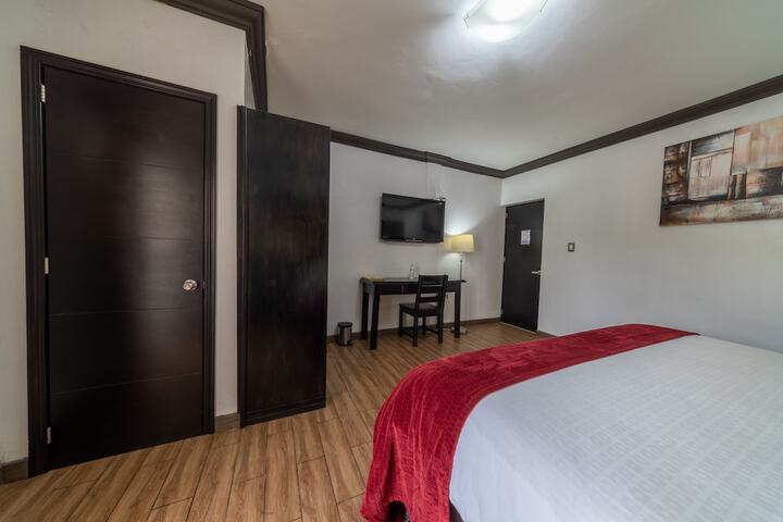 Room 8 of 44