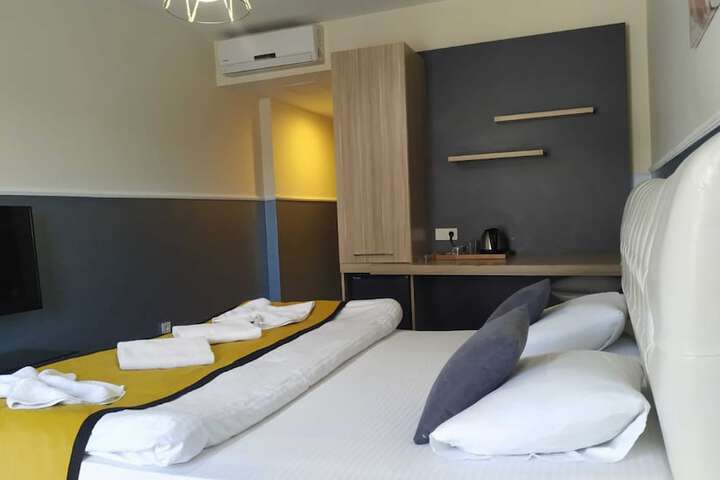 Room 37 of 88