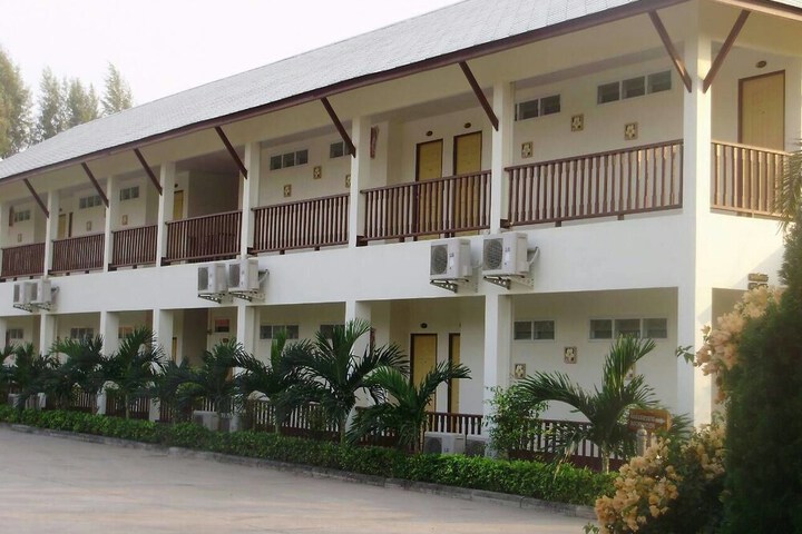 Room 26 of 126