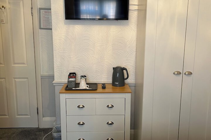 Room 16 of 59