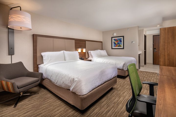 Room 12 of 60