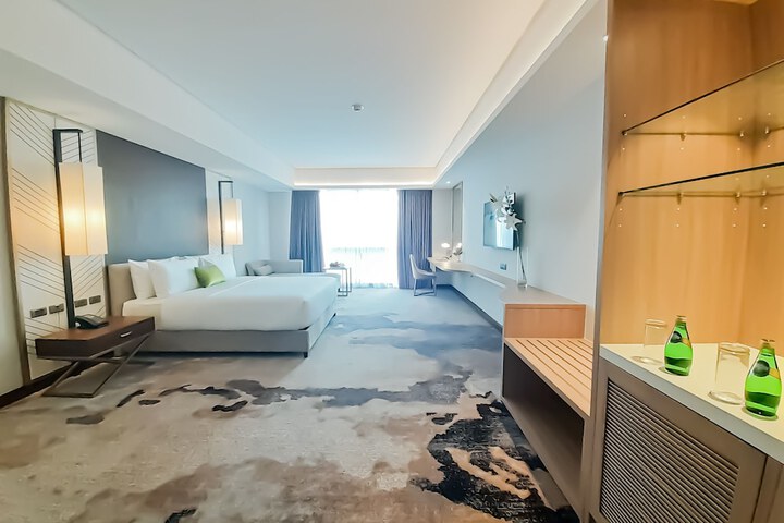 Room 3 of 15